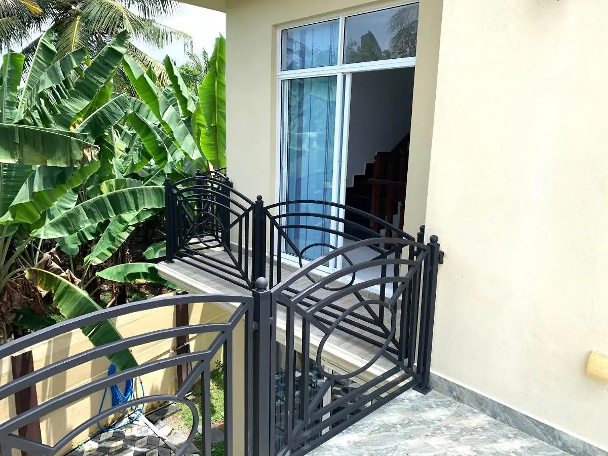 Royal City Inn Negombo 0*,