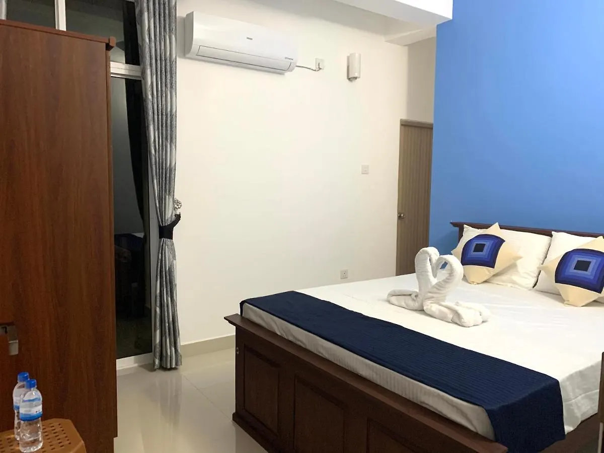 Royal City Inn Negombo
